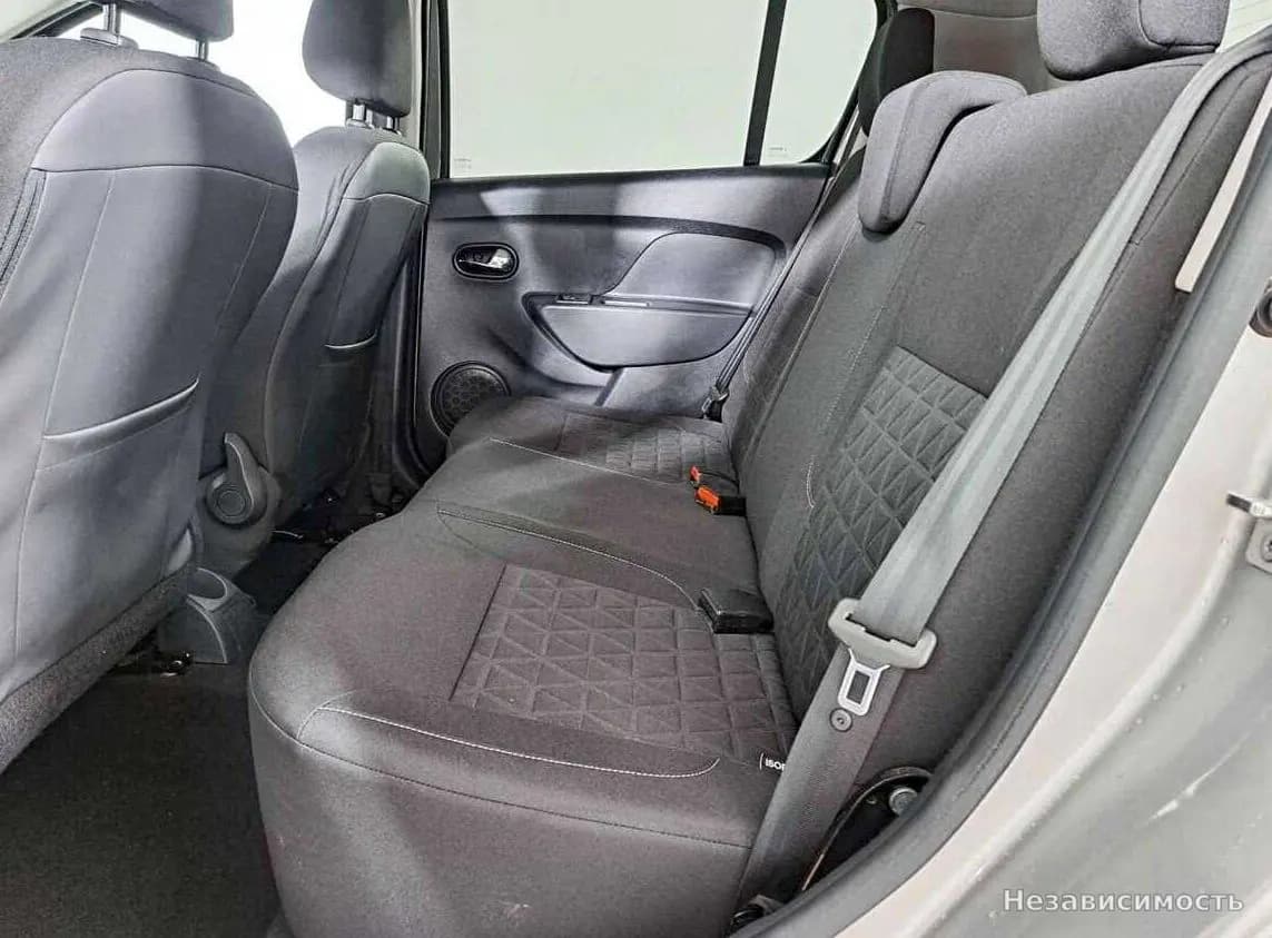 Renault Sandero 2017 с пробегом — фото 10