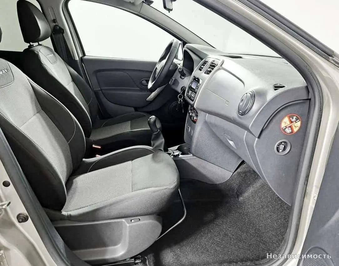 Renault Sandero 2020 с пробегом — фото 9