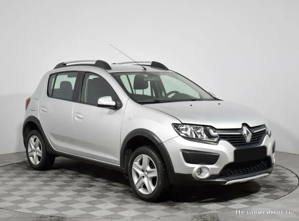 Renault Sandero 2016 с пробегом — фото 3