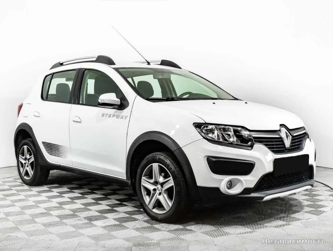 Renault Sandero 2017 с пробегом — фото 3