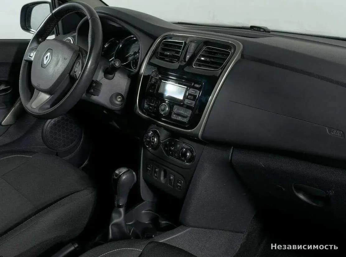 Renault Sandero 2017 с пробегом — фото 7