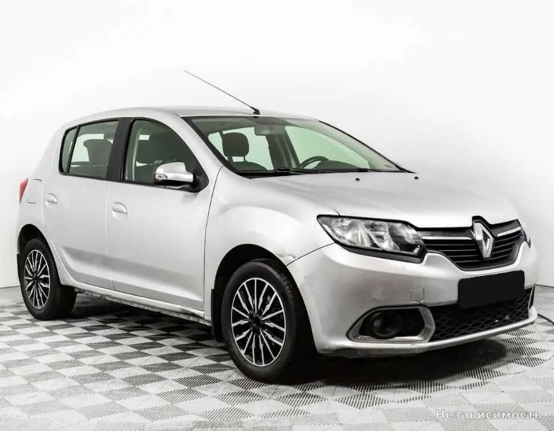 Renault Sandero 2015 с пробегом — фото 3