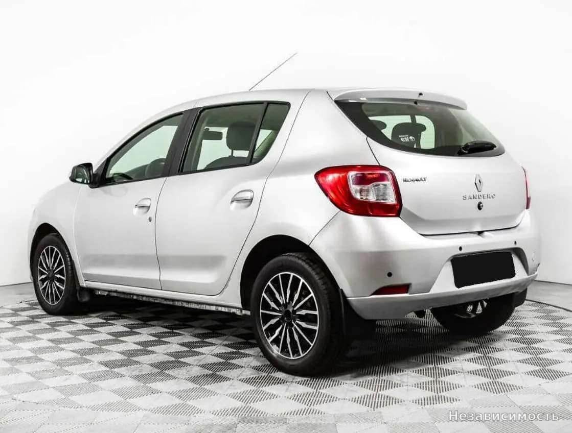 Renault Sandero 2015 с пробегом — фото 7
