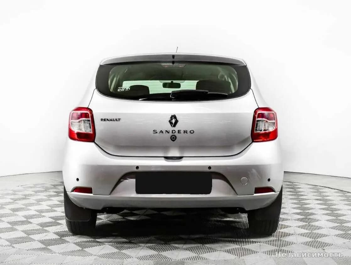 Renault Sandero 2015 с пробегом — фото 6
