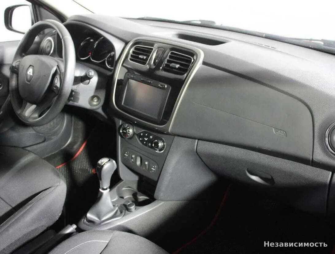 Renault Sandero 2015 с пробегом — фото 7