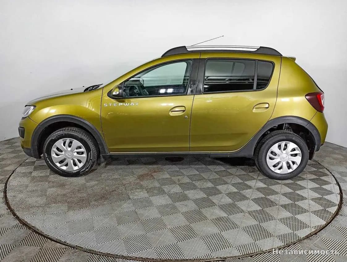 Renault Sandero 2017 с пробегом — фото 8