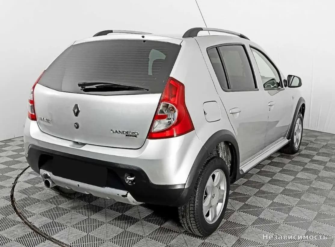Renault Sandero 2013 с пробегом — фото 5