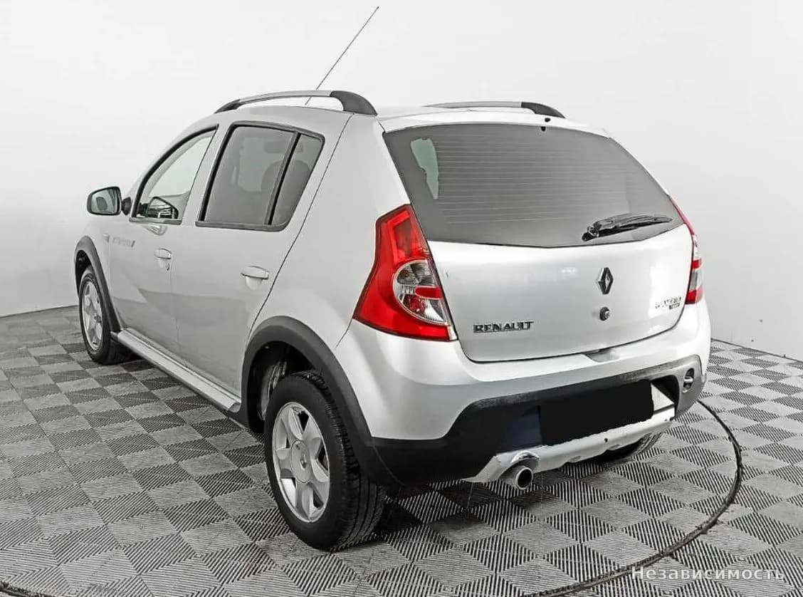 Renault Sandero 2013 с пробегом — фото 7