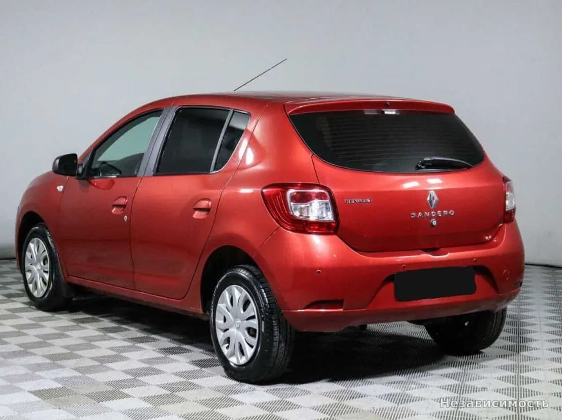 Renault Sandero 2015 с пробегом — фото 7