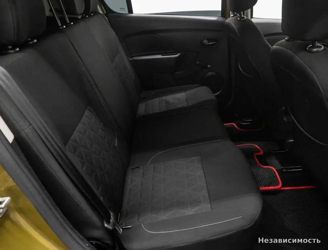 Renault Sandero 2017 с пробегом — фото 9