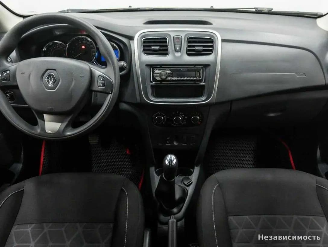 Renault Sandero 2017 с пробегом — фото 10