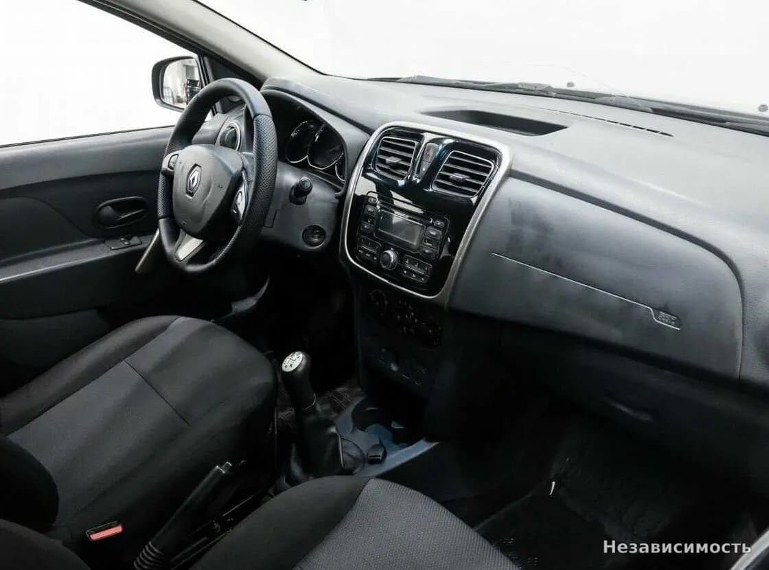 Renault Sandero 2016 с пробегом — фото 6