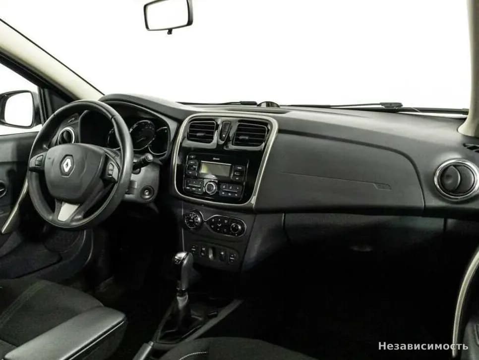 Renault Sandero 2017 с пробегом — фото 9