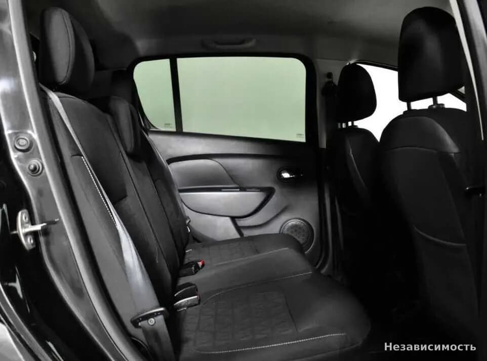 Renault Sandero 2017 с пробегом — фото 10