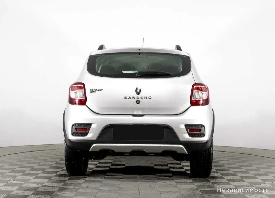 Renault Sandero 2017 с пробегом — фото 5