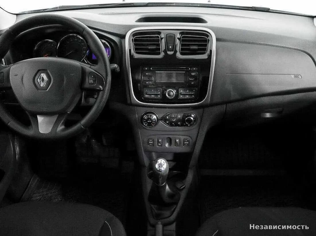 Renault Sandero 2017 с пробегом — фото 10