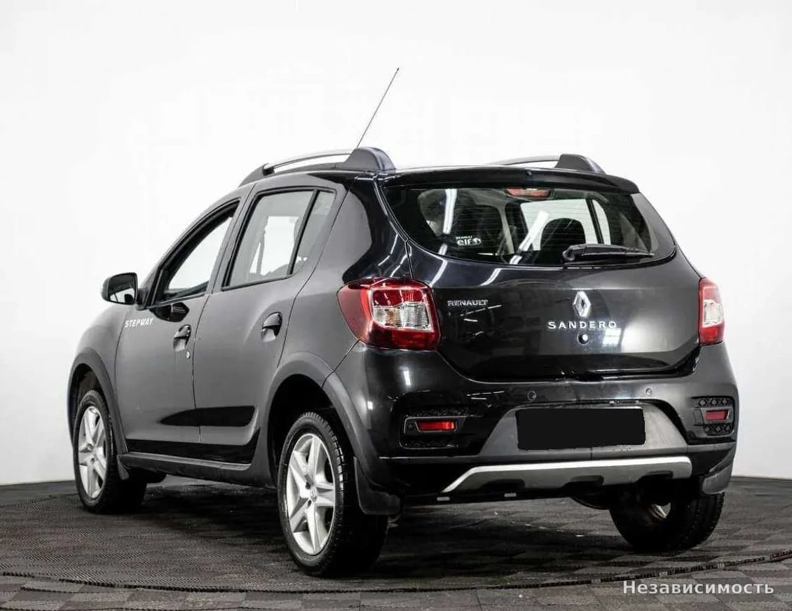 Renault Sandero 2015 с пробегом — фото 4