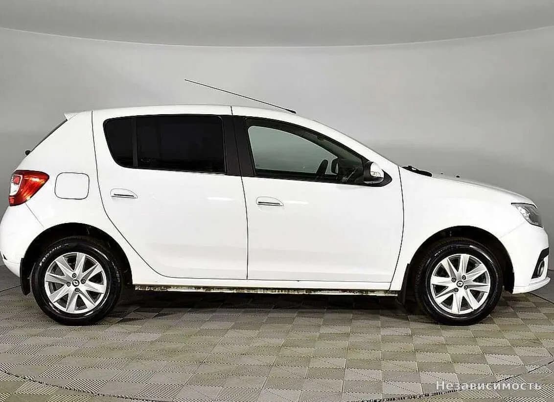 Renault Sandero 2020 с пробегом — фото 4