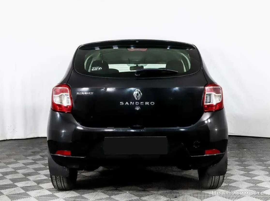 Renault Sandero 2015 с пробегом — фото 6