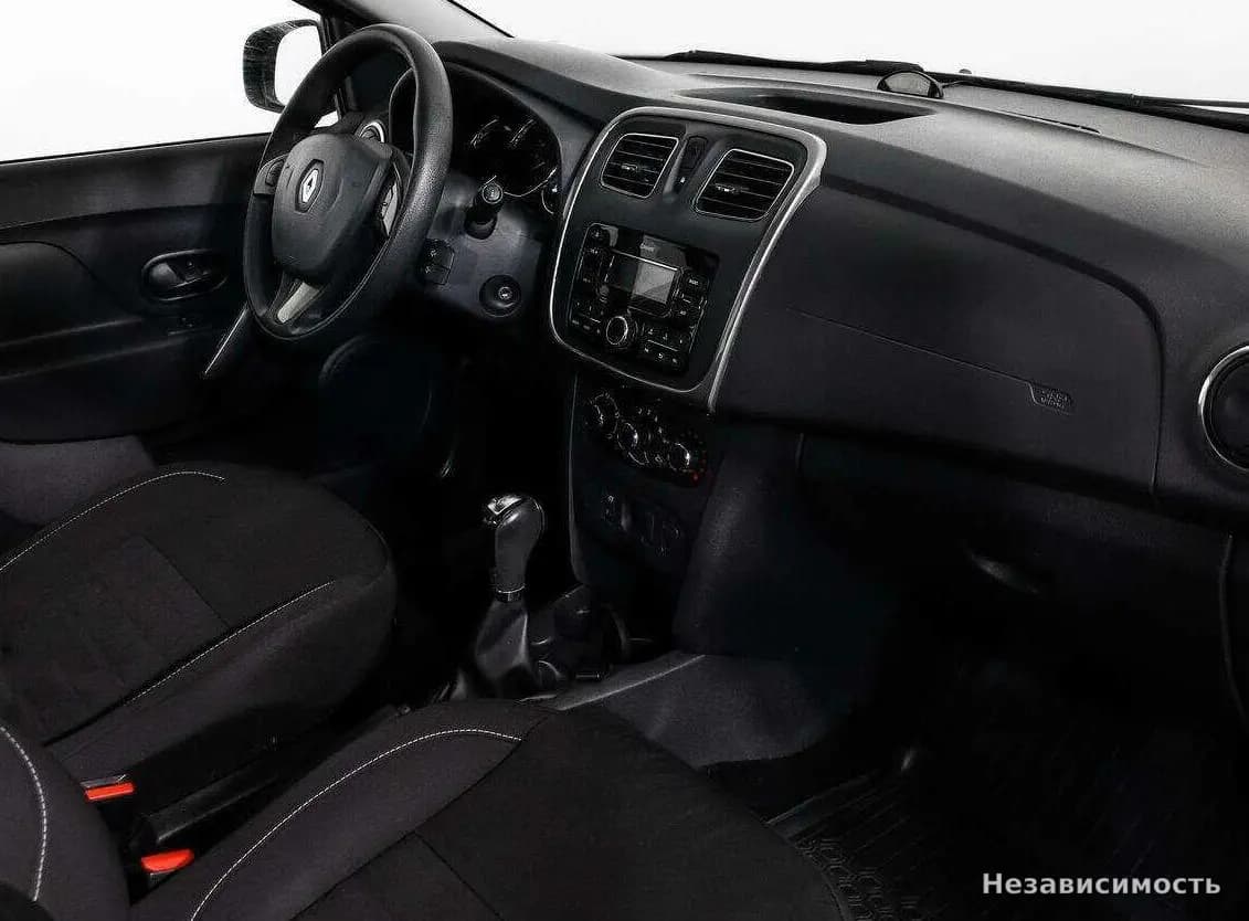 Renault Sandero 2018 с пробегом — фото 9