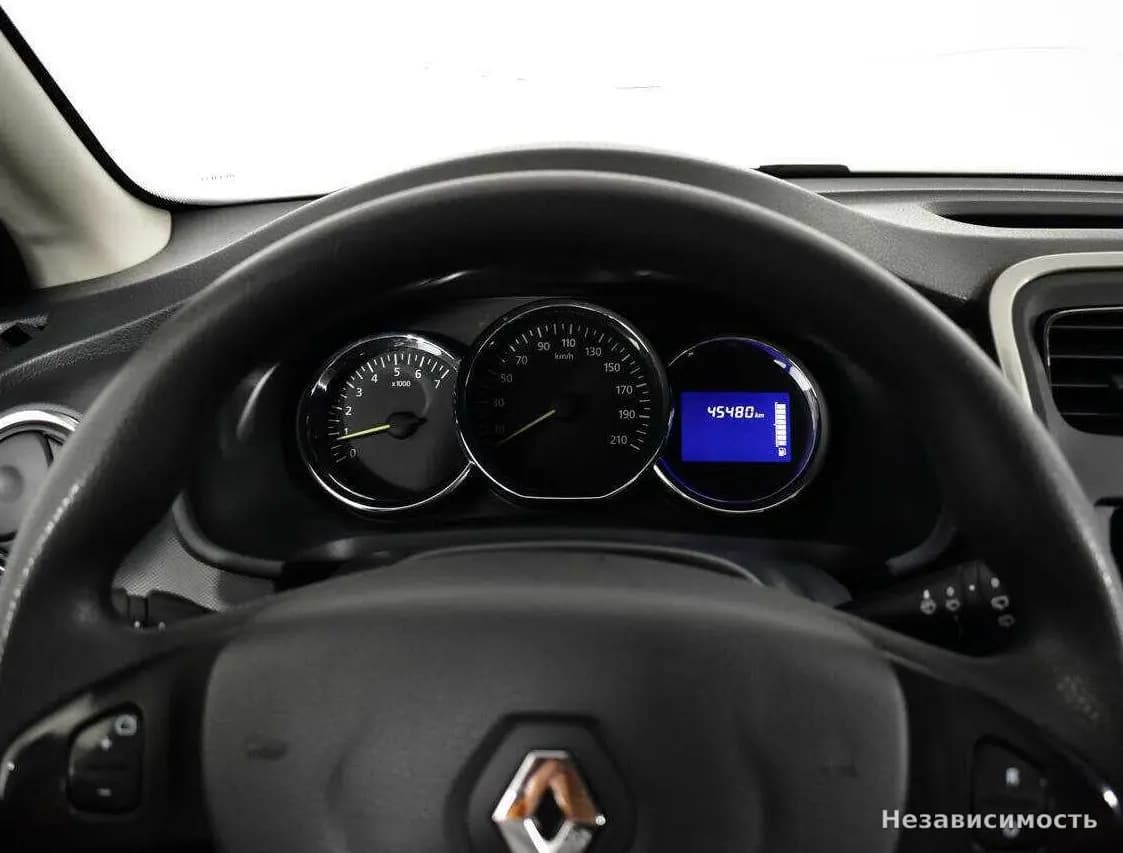 Renault Sandero 2017 с пробегом — фото 9