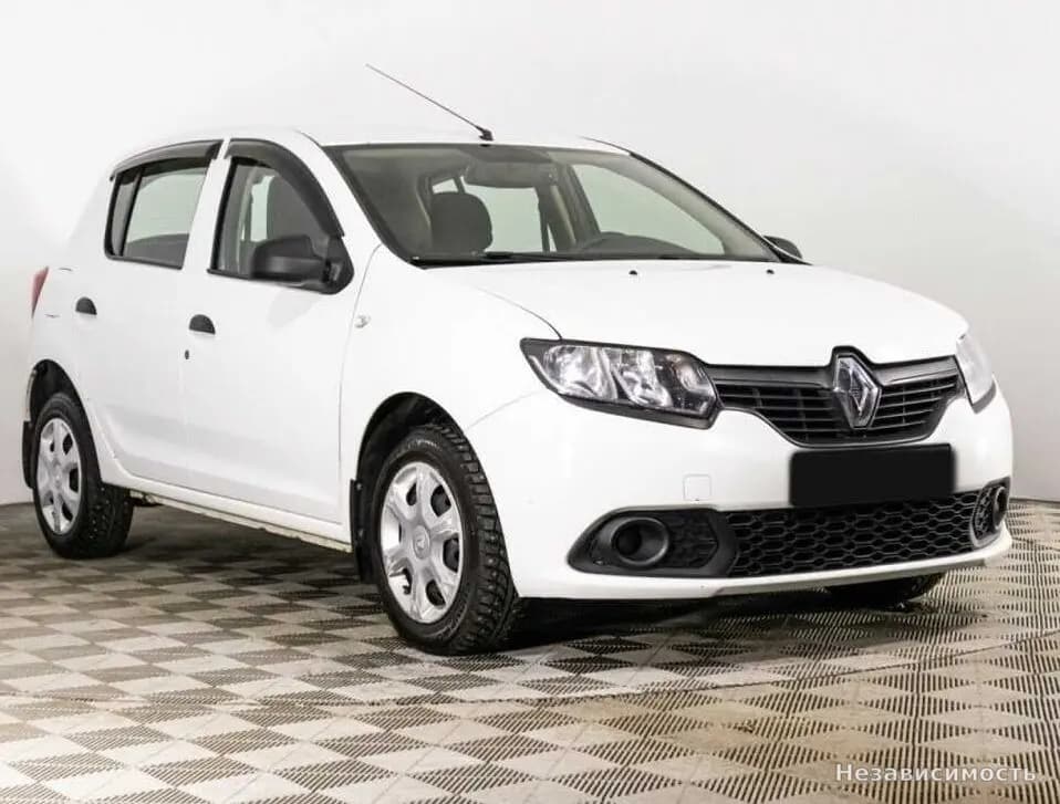 Renault Sandero 2016 с пробегом — фото 3