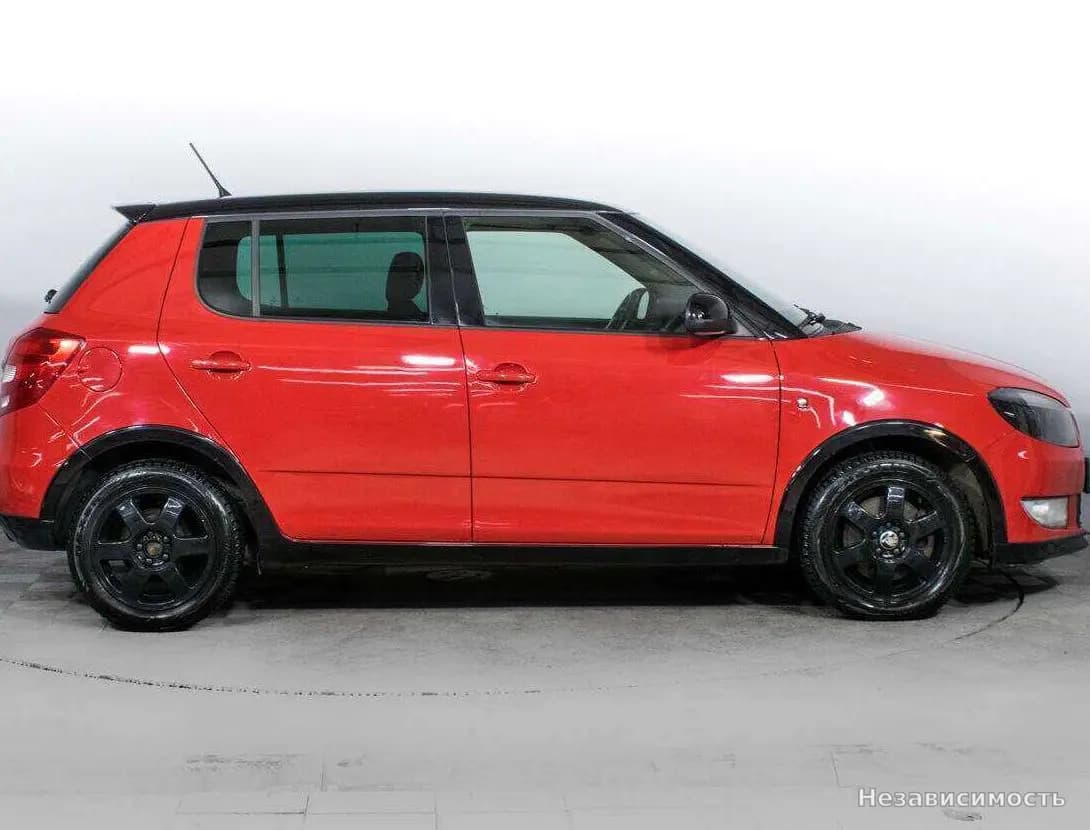 Skoda Fabia 2012 с пробегом — фото 4