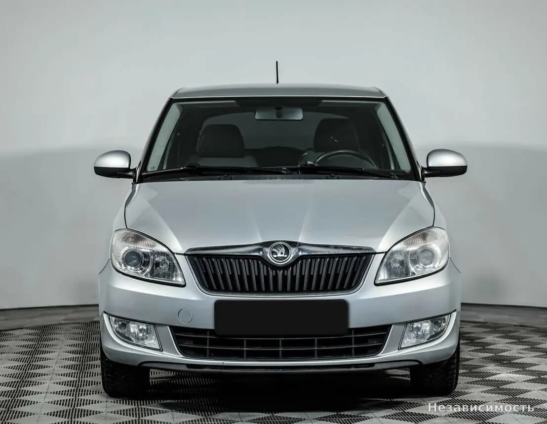 Skoda Fabia 2014 с пробегом — фото 2