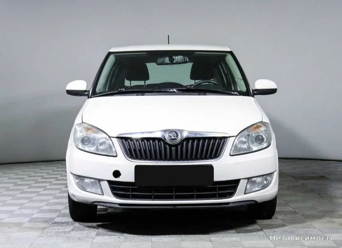 Skoda Fabia 2014 с пробегом — фото 2