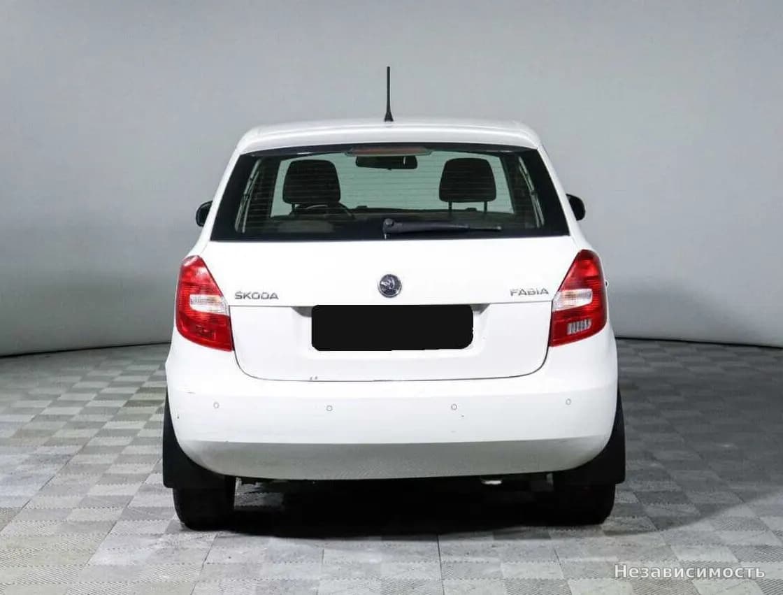 Skoda Fabia 2014 с пробегом — фото 6