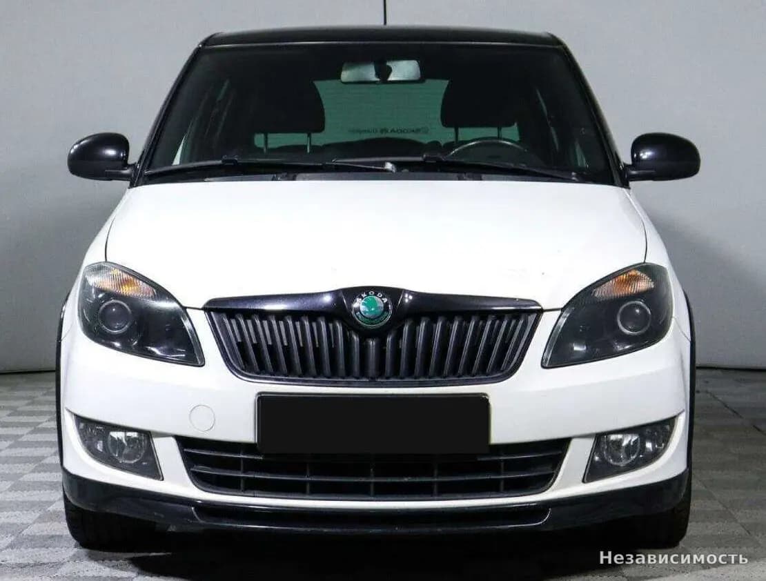 Skoda Fabia 2012 с пробегом — фото 2