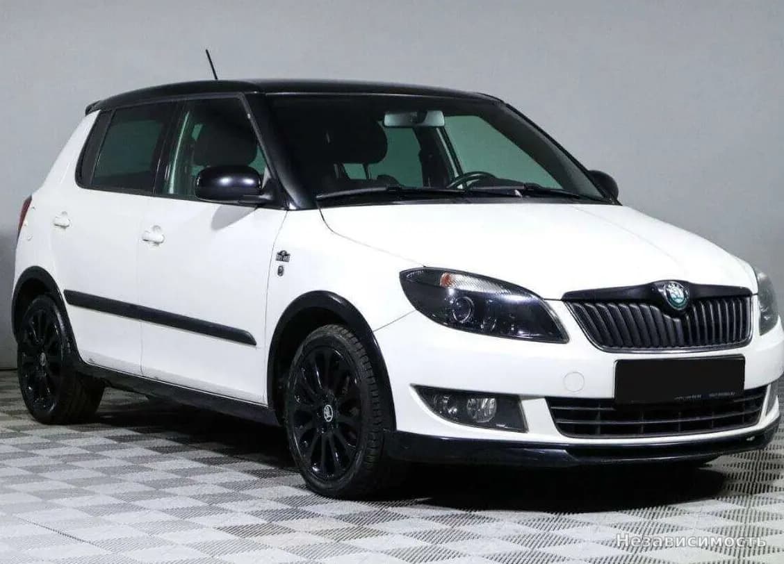 Skoda Fabia 2012 с пробегом — фото 3