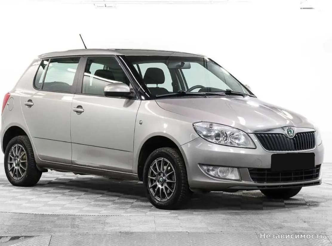 Skoda Fabia 2012 с пробегом — фото 3