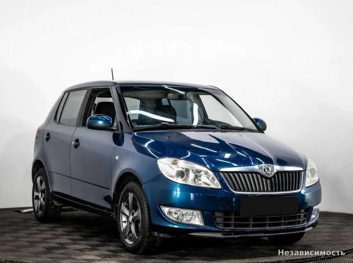 Skoda Fabia 2012 с пробегом — фото 3