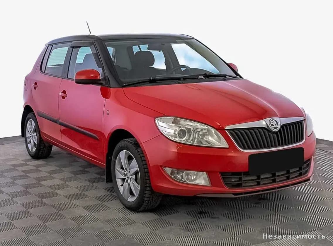 Skoda Fabia 2013 с пробегом — фото 3
