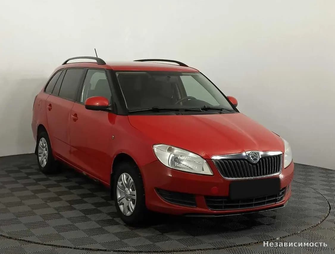 Skoda Fabia 2014 с пробегом — фото 3