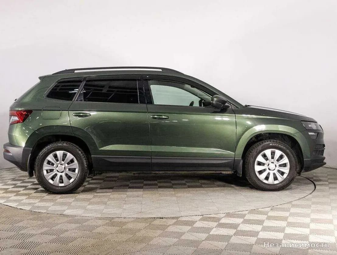 Skoda Karoq 2020 с пробегом — фото 4