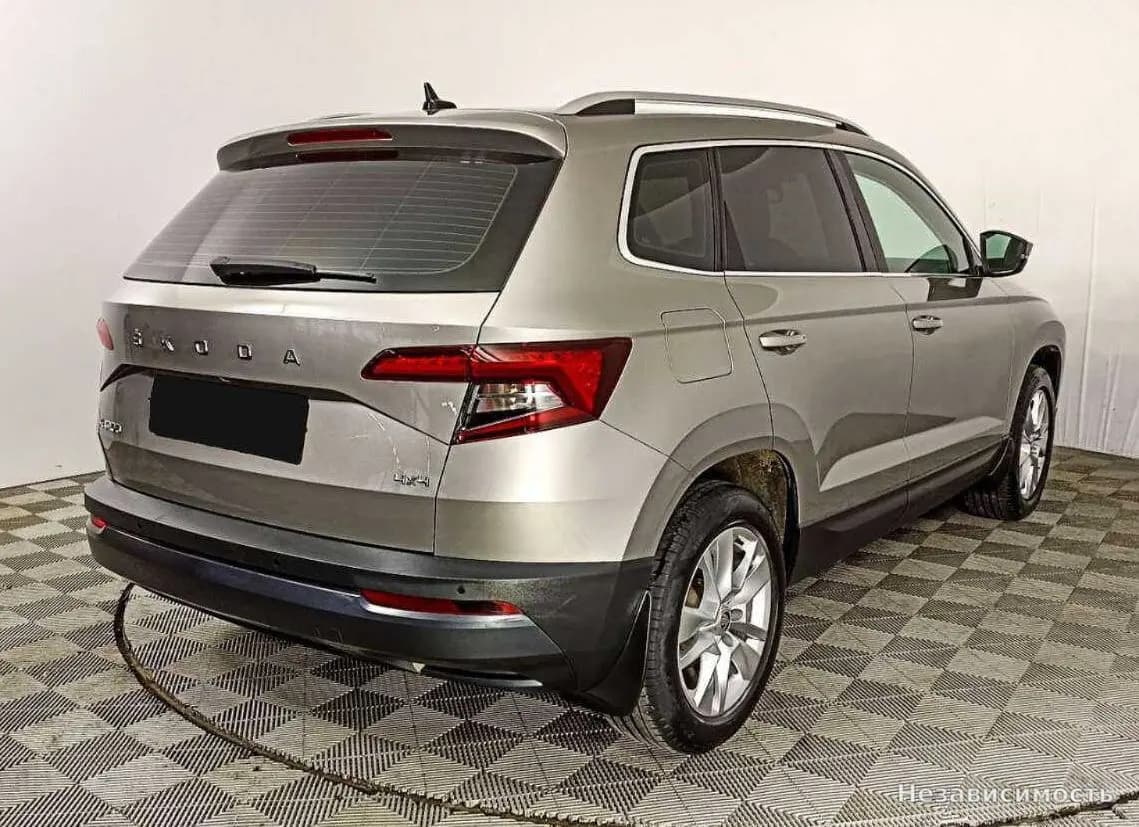 Skoda Karoq 2021 с пробегом — фото 5