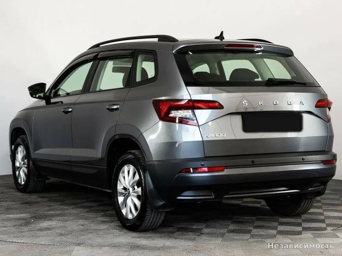 Skoda Karoq 2021 с пробегом — фото 6