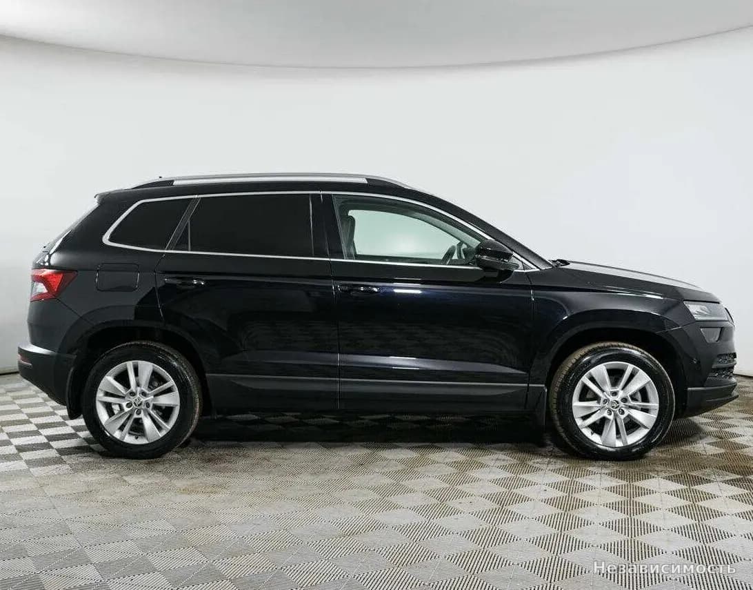 Skoda Karoq 2020 с пробегом — фото 4