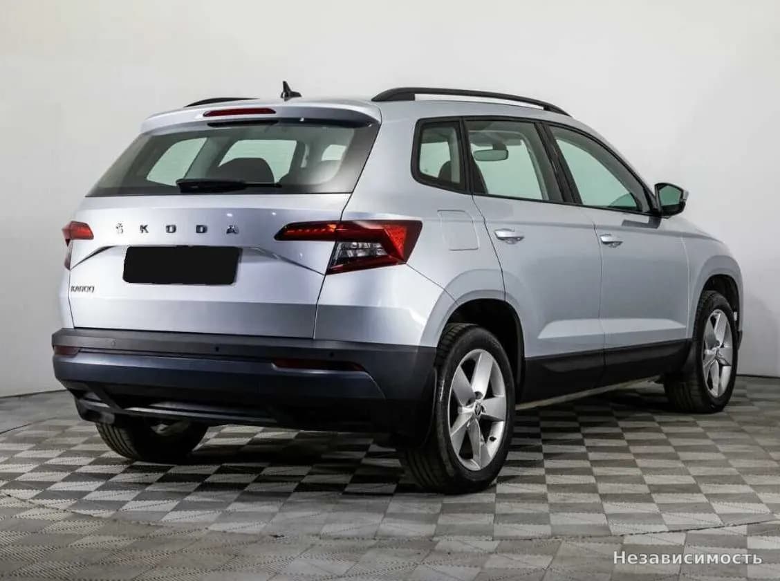 Skoda Karoq 2021 с пробегом — фото 4
