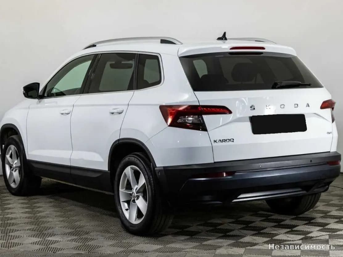 Skoda Karoq 2022 с пробегом — фото 7