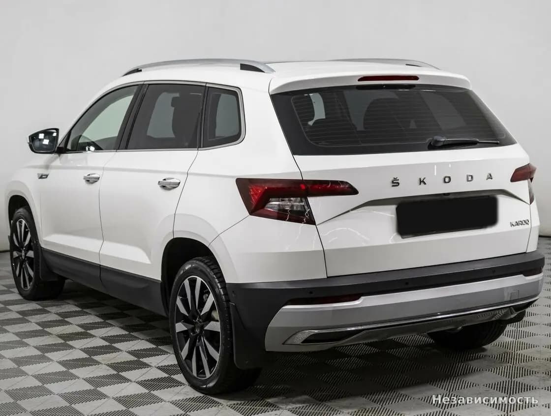 Skoda Karoq 2021 с пробегом — фото 7