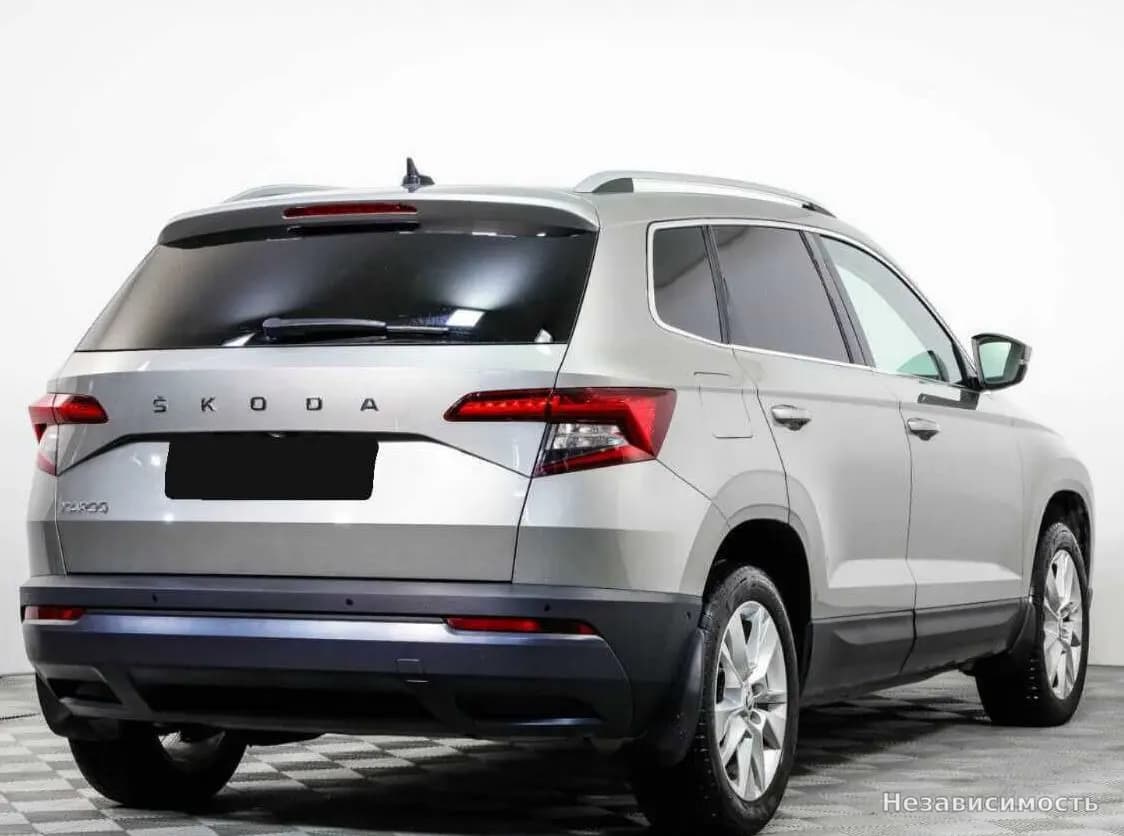 Skoda Karoq 2021 с пробегом — фото 4