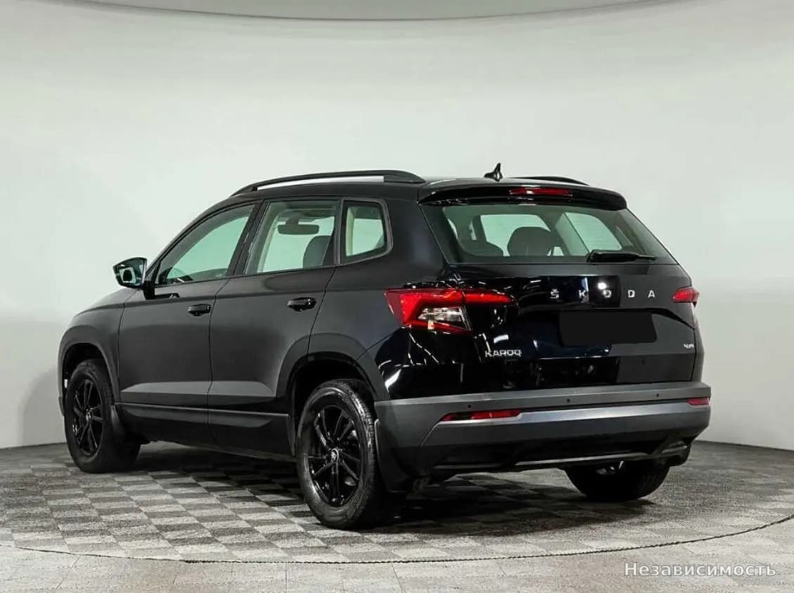 Skoda Karoq 2021 с пробегом — фото 6