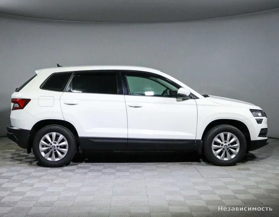 Skoda Karoq 2020 с пробегом — фото 4