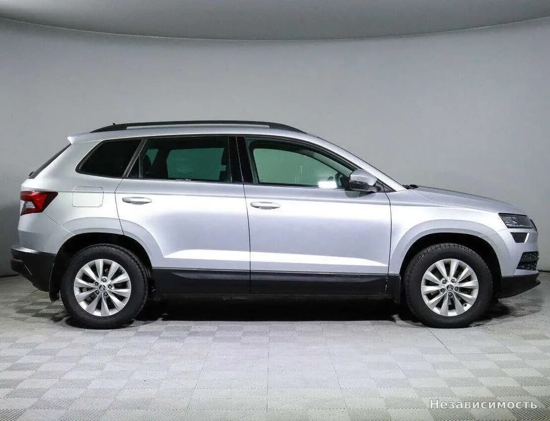 Skoda Karoq 2020 с пробегом — фото 4