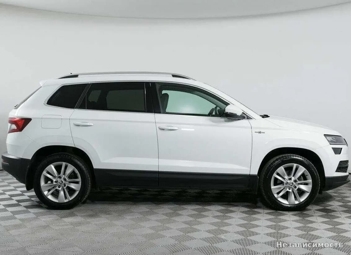 Skoda Karoq 2022 с пробегом — фото 4