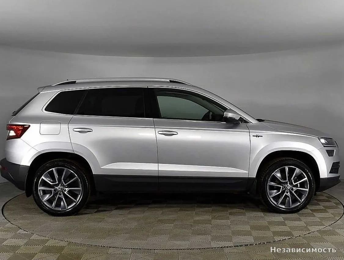Skoda Karoq 2022 с пробегом — фото 5