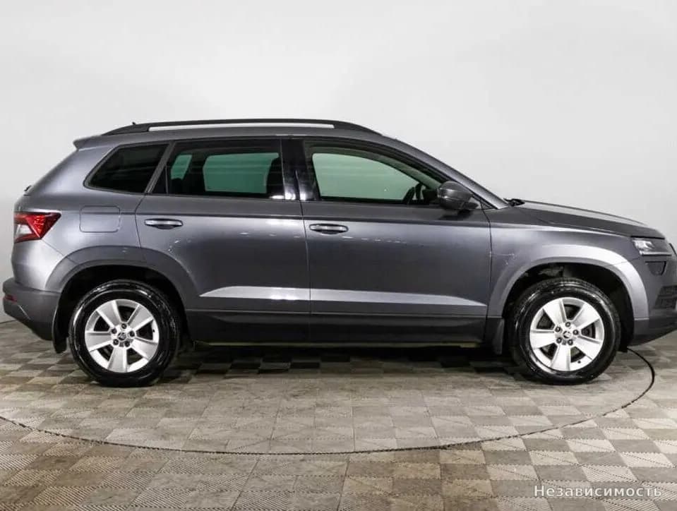 Skoda Karoq 2020 с пробегом — фото 4